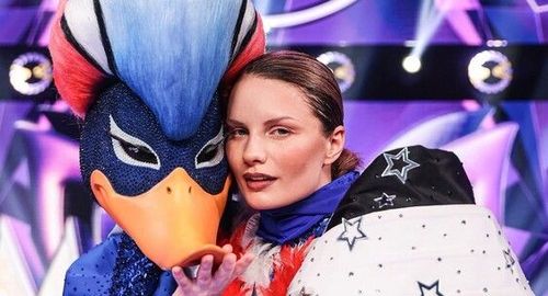 Постер Утка покинула шоу "Маска" спустя 10 выпусков