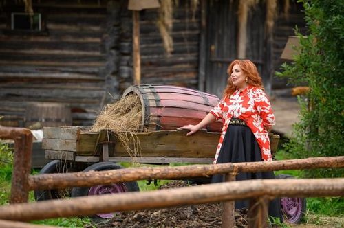 Постер Марина Федункив впервые стала мамой в 53 года